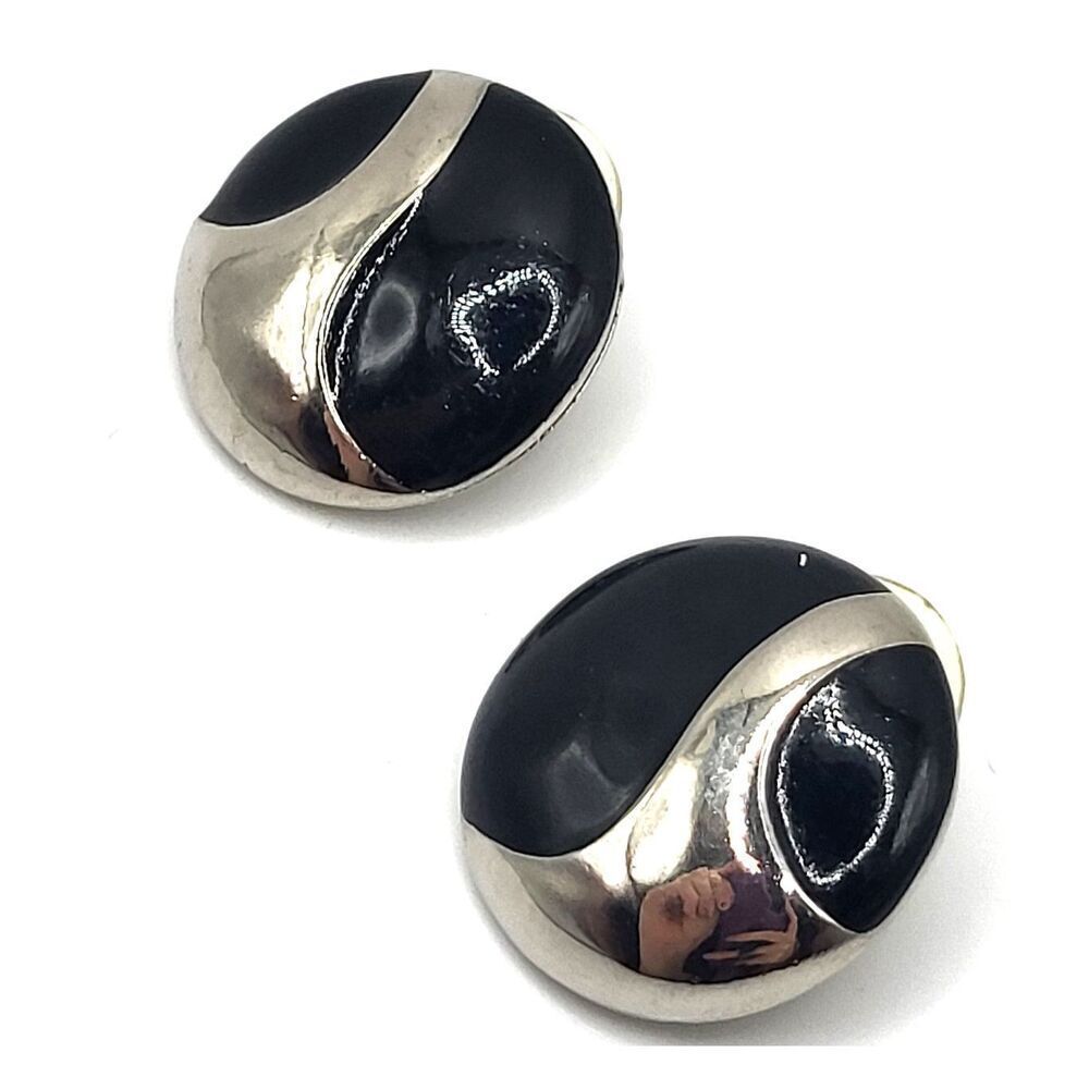 Vintage 80s Enamel Black and Silver tone Post Back Earrings 1in